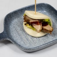 21. Bao buns de pato asado (1 unidad)