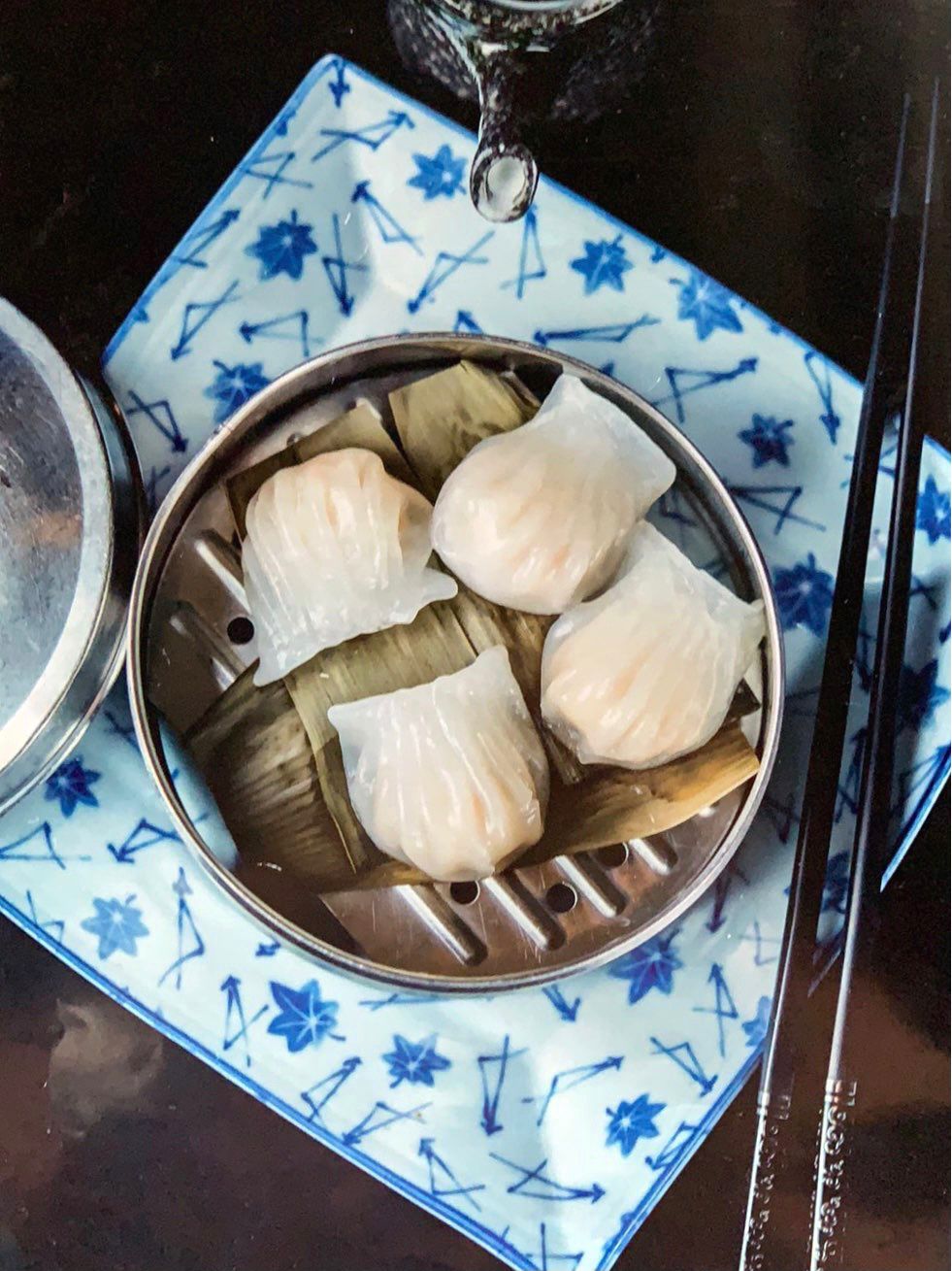 22. Ja-kao, empanadillas blancas de gambas