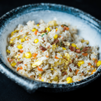 69. Arroz cantonés
