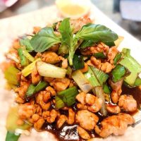 55a. Pollo Gon-Bao con frutos secos y verduras